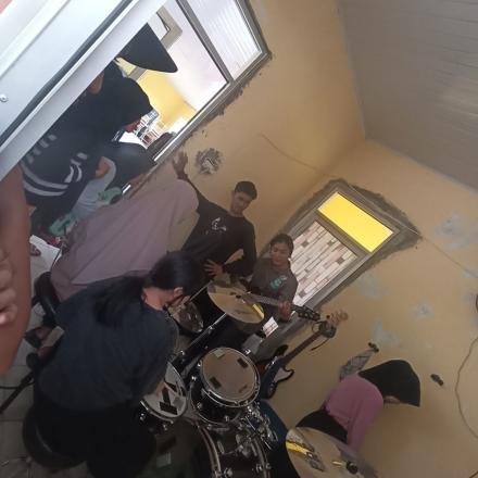 Band2